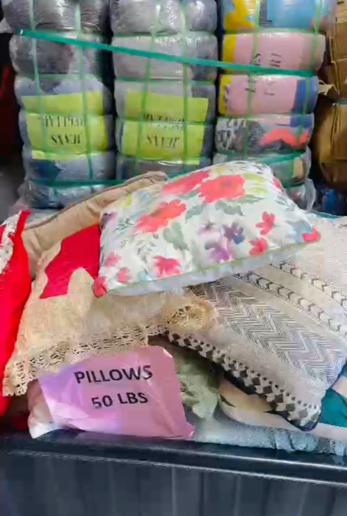 Pillows (Cojines) 50 LBS